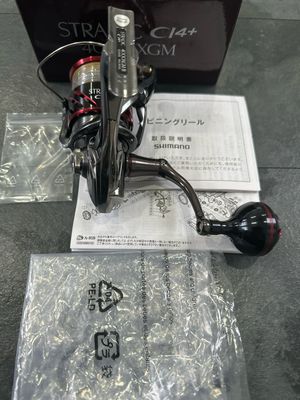 Shimano Stradic Ci4 4000XGM VERY Lightly Used &amp; Rare! Gomexus Handle. 6.2:1 Gear Ratio, With Box &amp; Bag.
