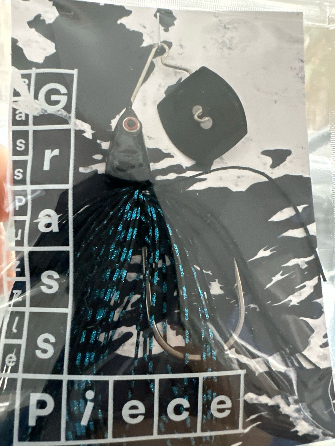 Bass Puzzle Grass Piece 1/2oz G04 Black Blue. NIP