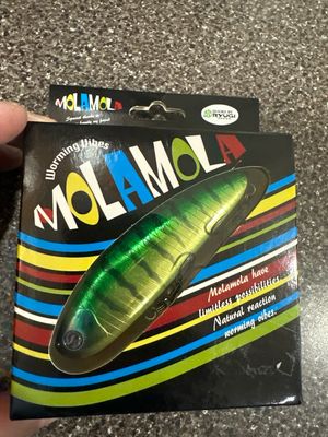 Obasslive Molamola Japanese Lipless Vibe. Great Color/bait. 3/4oz Class 100mm (approx 4”). Exact Bait In Pics. NIP