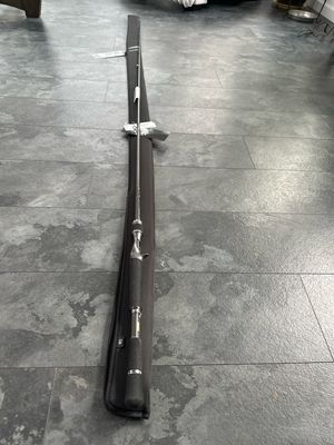 Daiwa Steez STZ King Viper 6β11β Heavy Baitcast Rod. 14-20lb Line, PE3-6 (braid 30-60lb) 1/4oz-3.5oz Lure Rating. New With Tags And King Viper Rod Bag. SC 6111HSB.