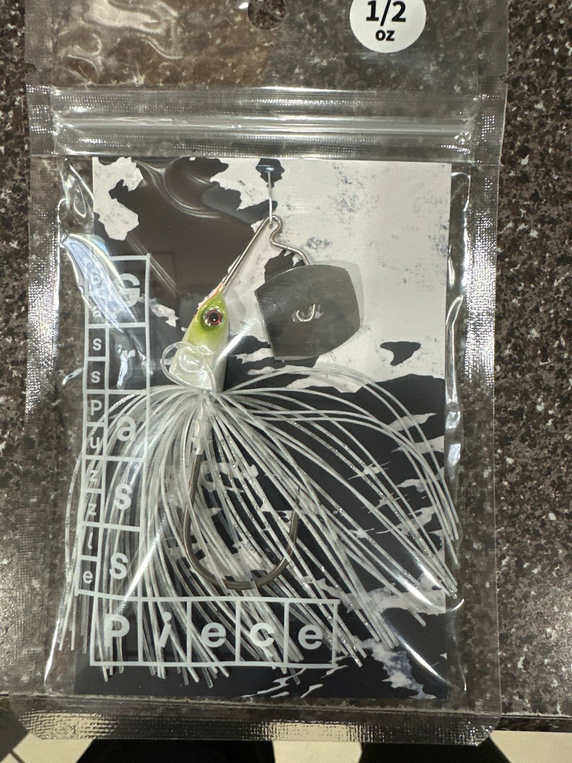 Bass Puzzle Grass Piece 1/2oz, G03 White Shad. NIP