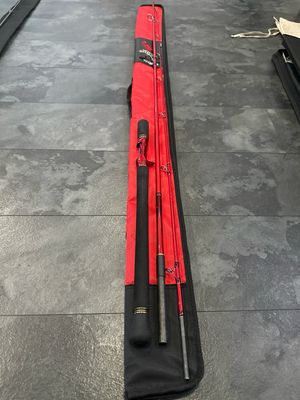 Lightly Used Shimano World Shaula BG (Big Game) 1952R-3 GORGEOUS Super Rare JDM 9’6” Detachable Butt &amp; 2 Piece. GREAT Idea For Christmas Gift! Comes With Bag As In Photos.