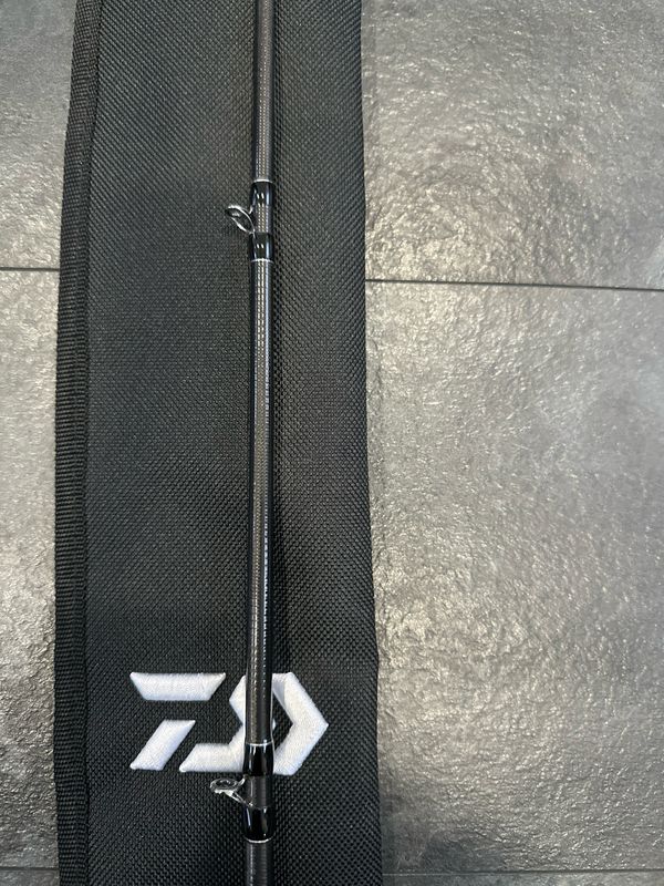 Daiwa Black Label Brand New 7111XHXB 1/2oz-3oz Lure, 14-30lb Line, Max 60lb Braid. Gorgeous &amp; New Extra Heavy Baitcast Rod With Rod Bag As In Photos. NIB