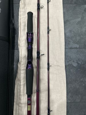 Daiwa Heartland Liberalist 763MH+RSB-23. LIGHTLY USED JDM Gorgeous Baitcast Rod. Exact Rod In All Pics, 7&#39;6” Line Rating 14-30lb. Lure Rating 10-70g (approx 3/8-2.5oz) Jig Rating 10-80g (3/8-3oz.)