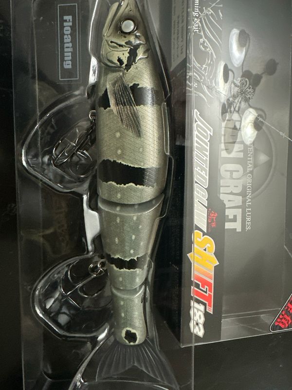 Gan Craft Jointed Claw Shift 183 VERY RARE #WM-06 Brand New In Package. 180mm 2oz Class (Just Over 7”).