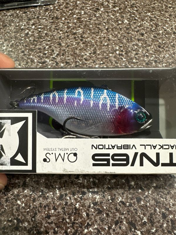 Jackall TN65 Rattle In Mizuno Hibiscus, 15g 64mm. Hard To Find Color. Fabulous JDM Lipless Crankbaits. NIP