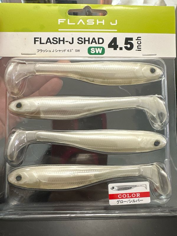 Fish Arrow Flash J Shad SW 4.5” Glow Silver. Exact Bait In Pics. Great Flash Foil Soft Swimbaits. NIP