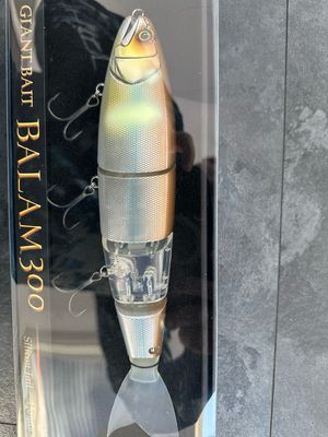 Madness Balam 300 HUGE JDM 12” 6oz Class, #11 Ochiayu. Exact Bait In Pictures. New In Package.