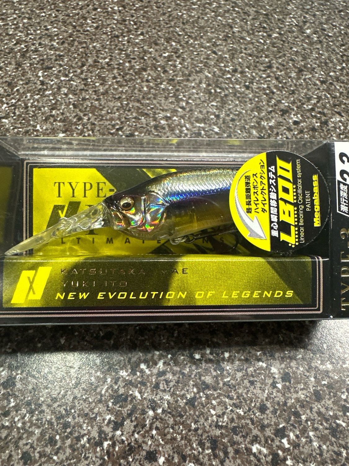 Megabass IXI Shad Type-3 #10 Kasumi Ito Max 2.3m