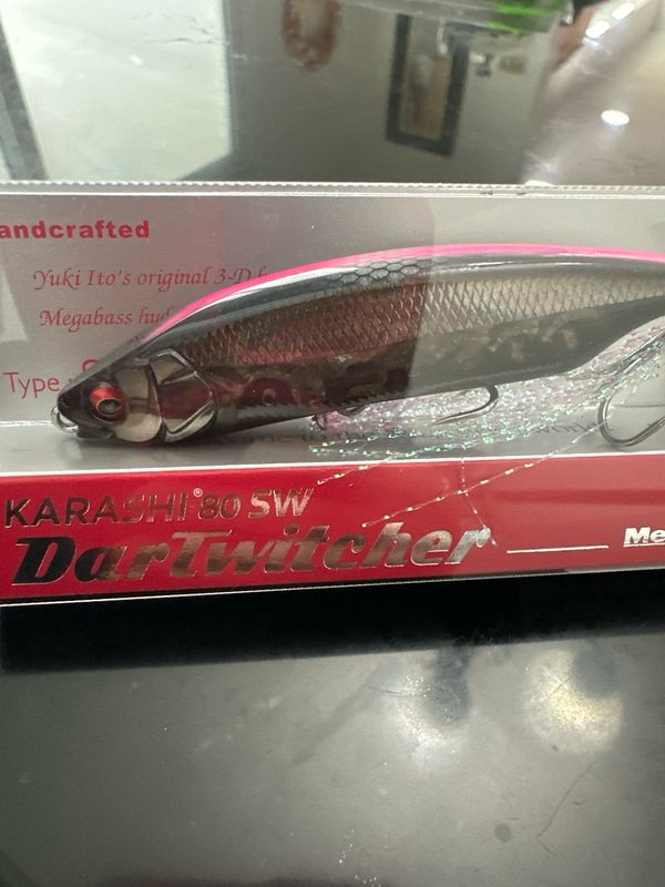 Megabass Karashi 80 SW Dartwitcher #8 HT Black Pink Back