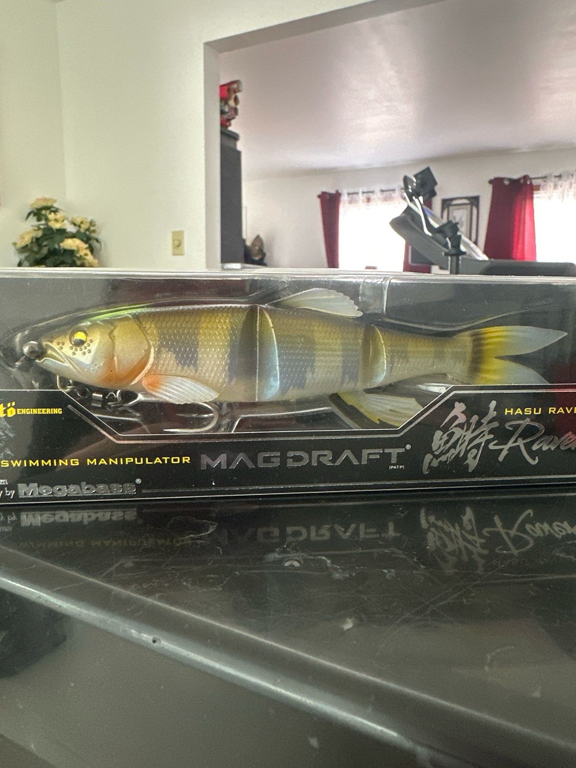 Megabass Magdraft Hasu Raver #03 Indicator Hasu 7inch 1.3/8oz Slow Floating