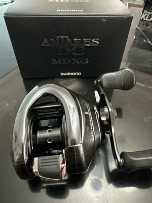 Shimano 18 Antares DC MD XG 7.8:1 VERY close to unused