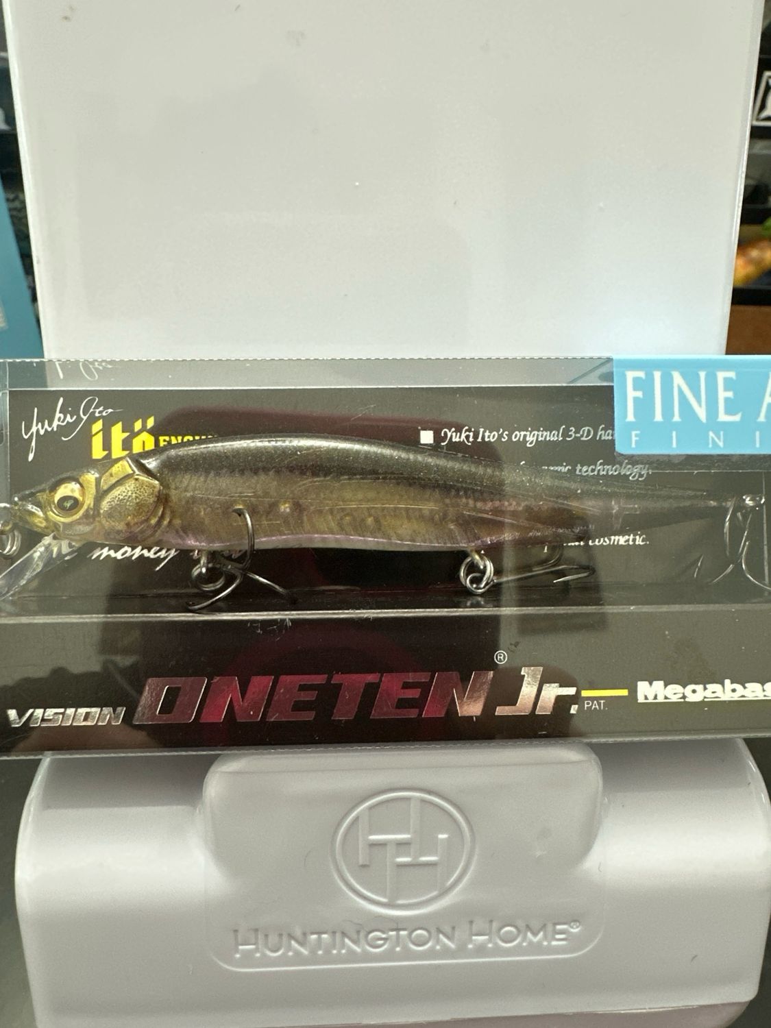 Megabass Vision Oneten Jr. #52 (Fine Art) FA Ghost Wakasagi 98mm | 3/8oz | Suspend | 1.2m