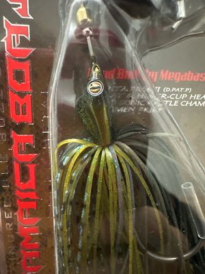 Megabass Jamaica BOA Jr. Super Metal 3/8oz #09 Green Pumpkin Buzz Bait