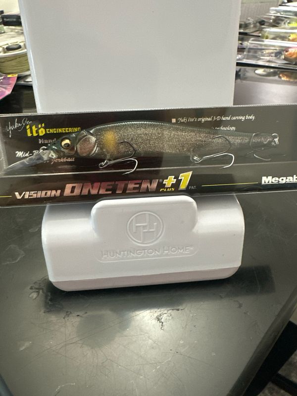 Megabass Vision Oneten+1 #10 Seethrough Glitter Ayu 110.5mm | 1/2oz | 2.2m | Suspend