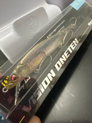 Megabass Vision Oneten #97 FA Ghost Kawamutsu. 110.5mm | 1/2oz | Slow Floating | 1.8m