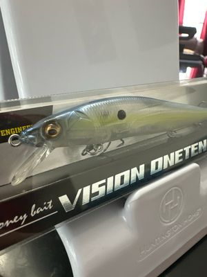Megabass Vision Oneten #56 GP Sexy Shad. 110.5mm | 1/2oz | Suspend | 6ft