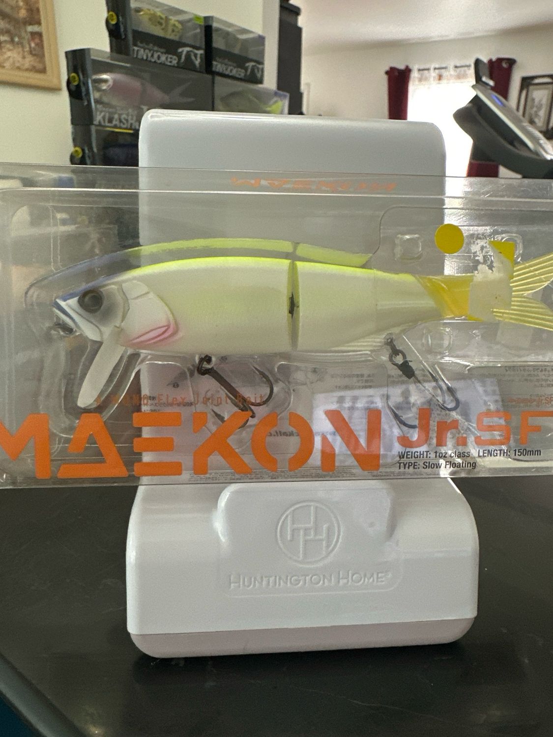 Jackall Maekon Jr. SF Misty Chart. 150mm | 1oz | Slow Floating