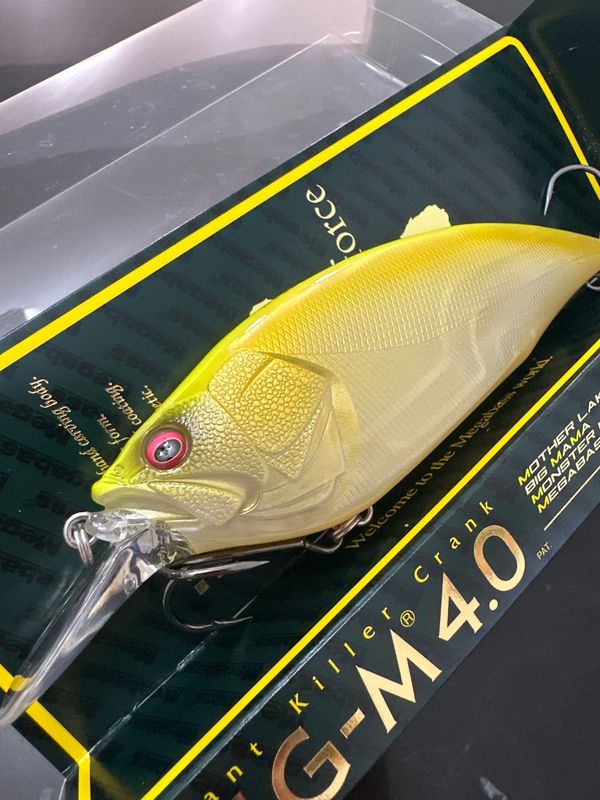 Megabass Big M 4.0 #13 Eastern Chart 126mm | 2oz | 4.0m