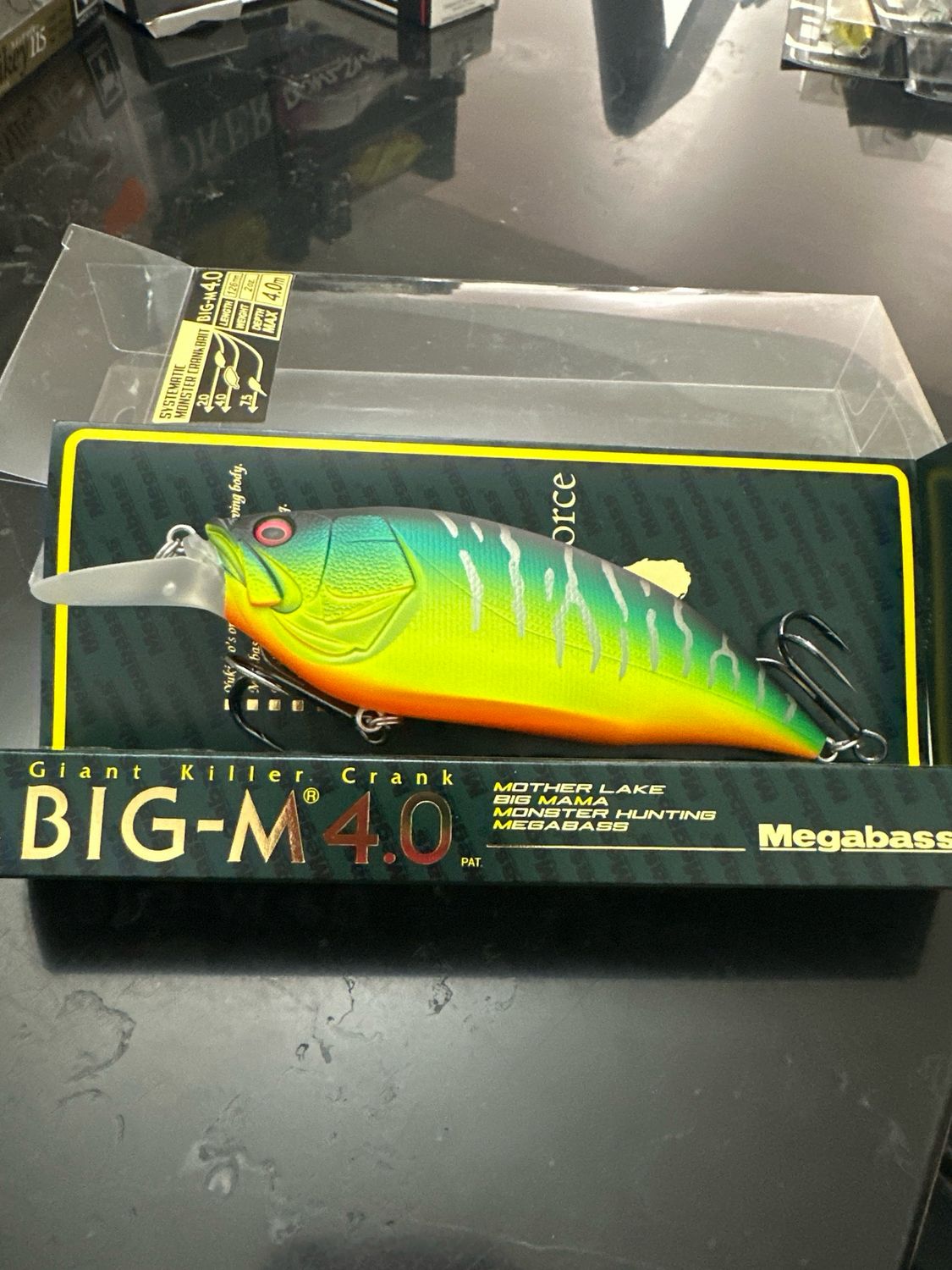 Megabass Big M 4.0 #14 Mat Tiger 126mm | 2oz | 4.0m