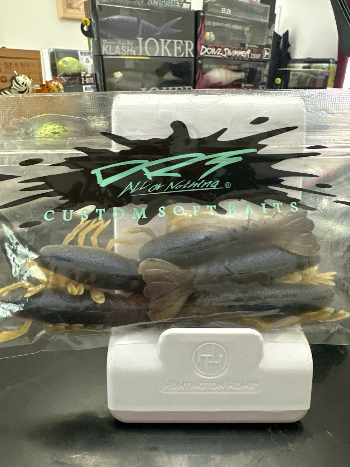 Drt Fink Craw 3.7”. Fabulous And Super Hard To Find JDM Soft Craws. #009 ProBlue. Fabulous Color. New Unopened Package, Package Little Sticky. Exact Bait In Pics