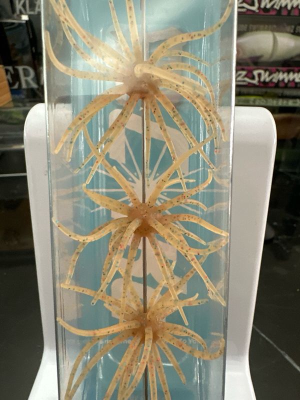 HideUp Old Coike Elastomer Soft Material #004 Moebi 3baits/pack