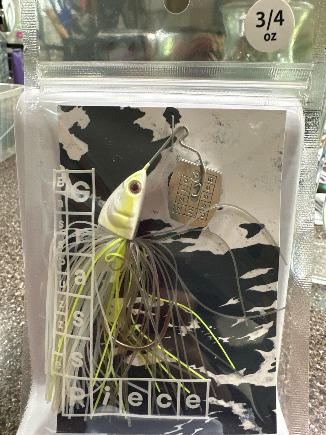 Bass Puzzle Grass Piece 3/4oz G18 Chartreuse Shad