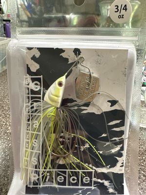 Bass Puzzle Grass Piece 3/4oz G18 Chartreuse Shad