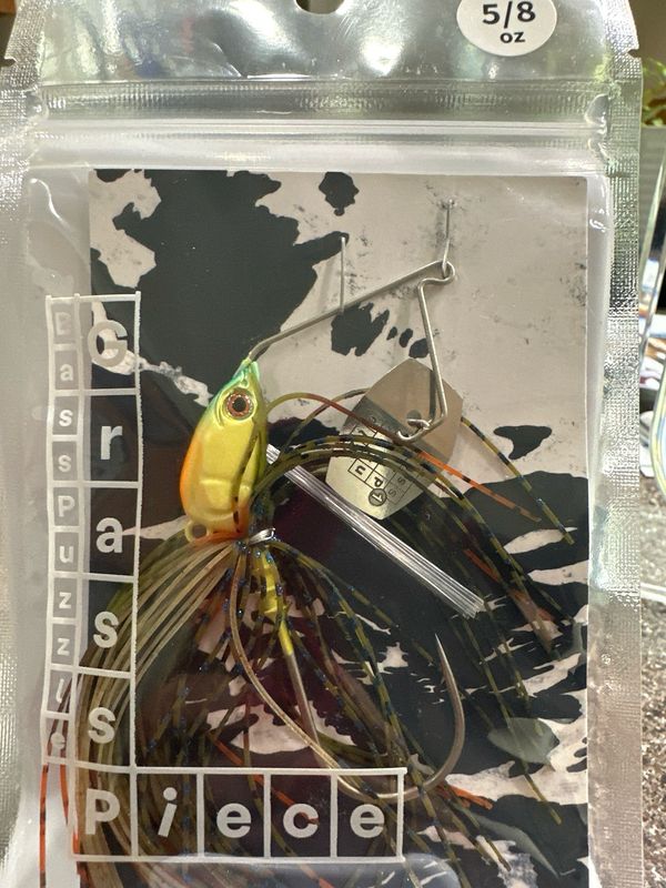 Bass Puzzle Grass Piece Flex 5/8oz G16 Blue Gill