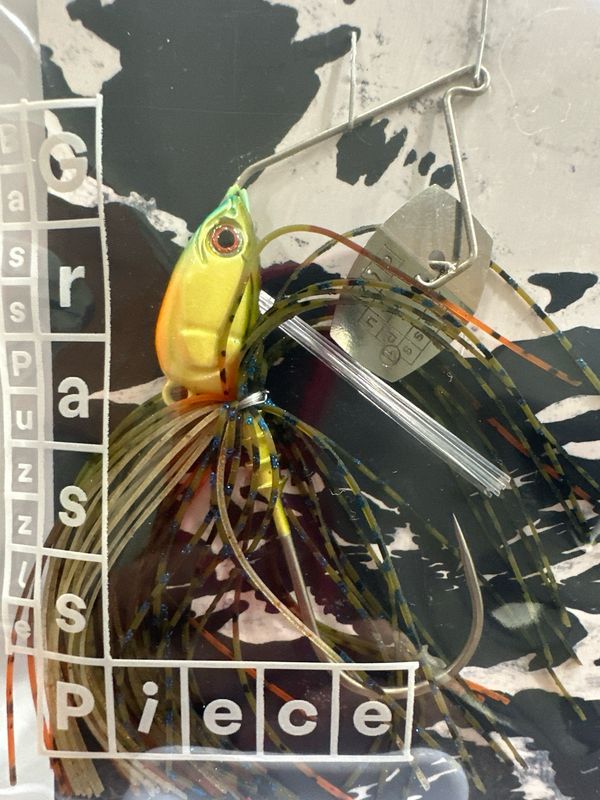 Bass Puzzle Grass Piece Flex 5/8oz G16 Blue Gill