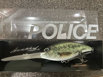 DRT Police, GREAT Color: DRT Bass. BIG Super Deep Diving JDM Crankbait. 3.1oz, Body Length: 5”, Total Length - 7.87”, Up To 42.6’ Depth. NIB