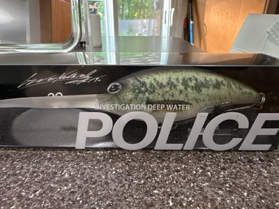 DRT Police, GREAT Color: DRT Bass. BIG Super Deep Diving JDM Crankbait. 3.1oz, Body Length: 5”, Total Length - 7.87”, Up To 42.6’ Depth. NIB