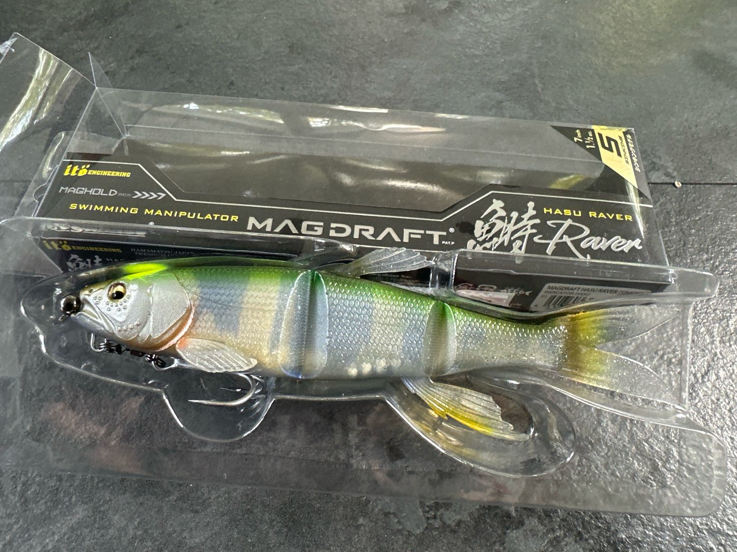Megabass Magdraft Hasu Raver Indicator Hasu. 7inch 1.1/2oz Sinking Triple Jointed JDM Rigged Snake Like Swimmer. NIP
