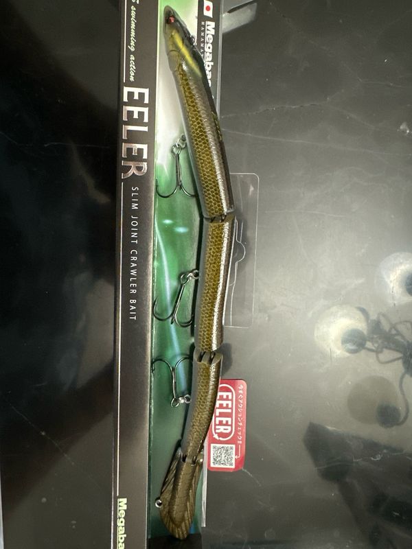 Megabass Eeler ITO Medusa. Great JDM Discontinued 1oz, 235mm (approximately 9”) Max 3’ (1 Meter) Diver. NIB