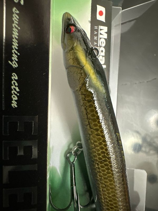 Megabass Eeler ITO Medusa. Great JDM Discontinued 1oz, 235mm (approximately 9”) Max 3’ (1 Meter) Diver. NIB
