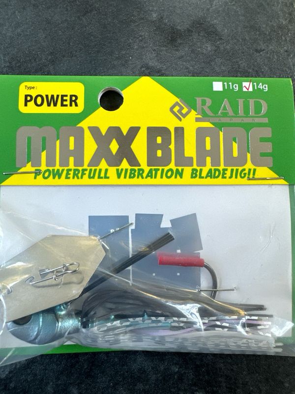 Raid Japan Maxx Blade Type- Power Blade Jig 14g Smoky Pearl