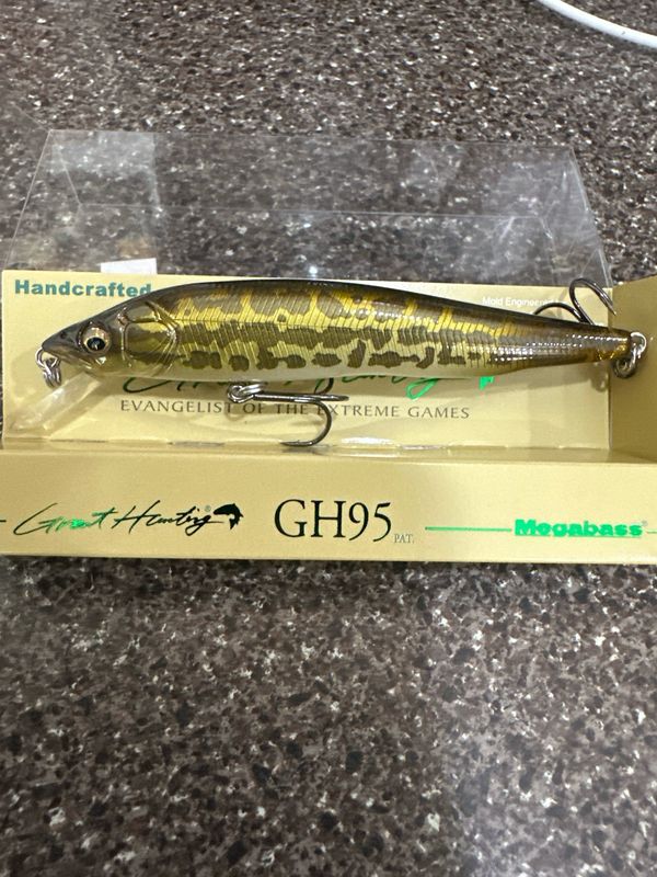 Megabass Great Hunting GH95 (SP-C) Special Color PM Dojyo. NIP