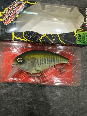 Geecrack Avanti Magnum MR BIG JDM 3D Print Crankbaits.  3.8” (95mm Body) 3 Meter Diver (approximately 10’) 47g Just Short Of 1-3/4oz. Exact Bait In Pics, #102 Real Largemouth Bass. NIP