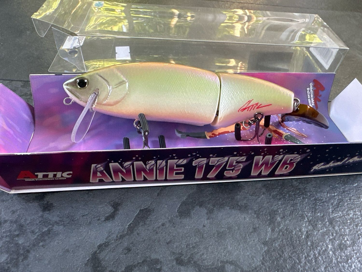 Attic Annie 175 WB Wakebait Version. #3 Natural Pearl Shad 6.8” 1.59oz, 0-1’ Depth. Floating, NIP