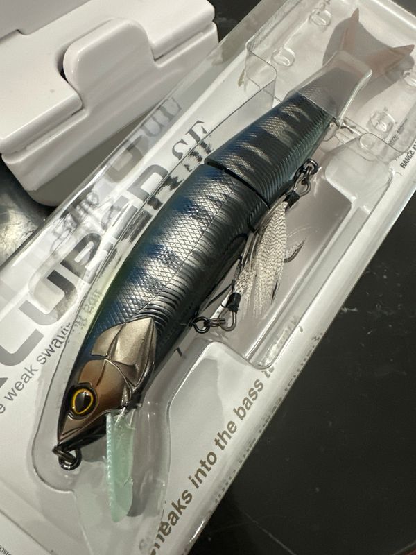 Jackall Kluber SF Midnight Oikawa 180mm | 40g | Slow Floating