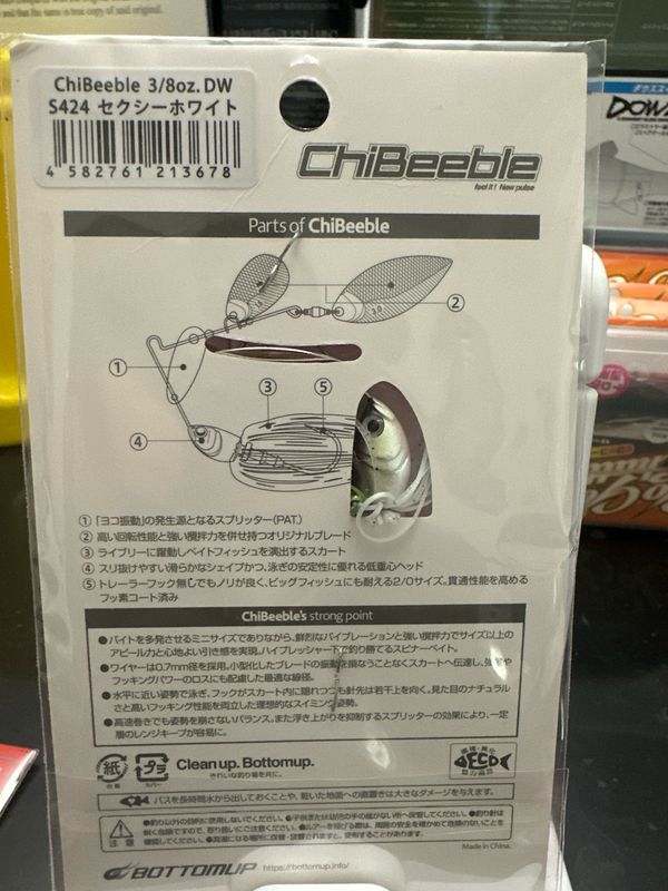 BottomUp ChiBeeble 3/8pz DW #S424 Sexy White Spinnerbait