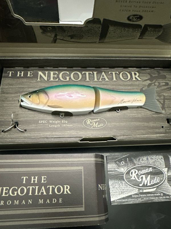 Roman Made The Negotiator #Emerald Blue Handmade Wood Carved 180mm | 83g