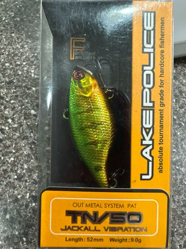 Jackall TN50 Lake Police HL Peacock 52mm | 9.0g
