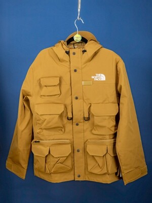 SUPREME THE NORTH FACE CARGO JACKET GOLD