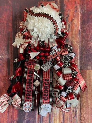 The &quot;Mega&quot; Homecoming Garter