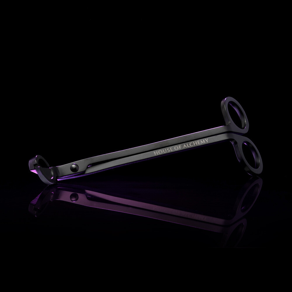 The Wick Trimmer