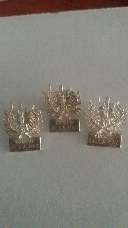 Pin de plata
