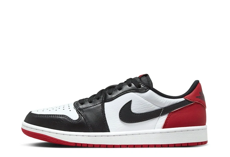 Air Jordan 1 Retro Low OG &#39;Black Toe&#39; (2023)