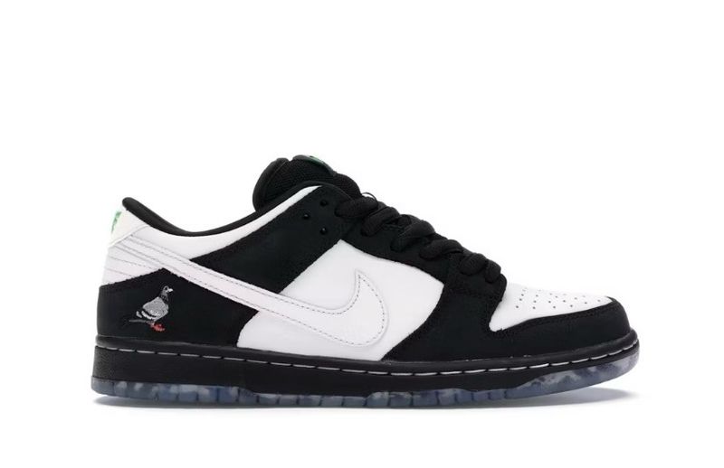 Nike SB Dunk Calzatura bassa Panda Pigeon