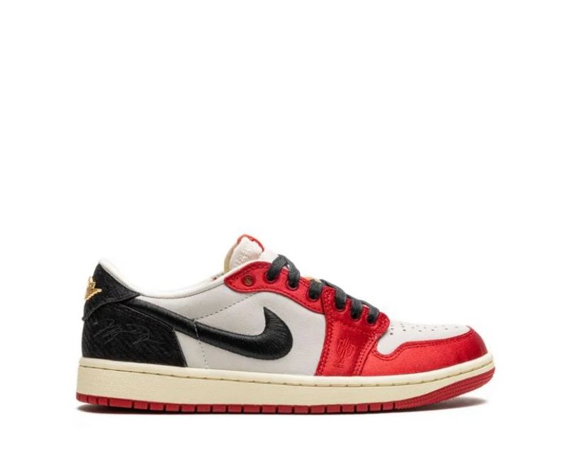 Nike x Trophy Room